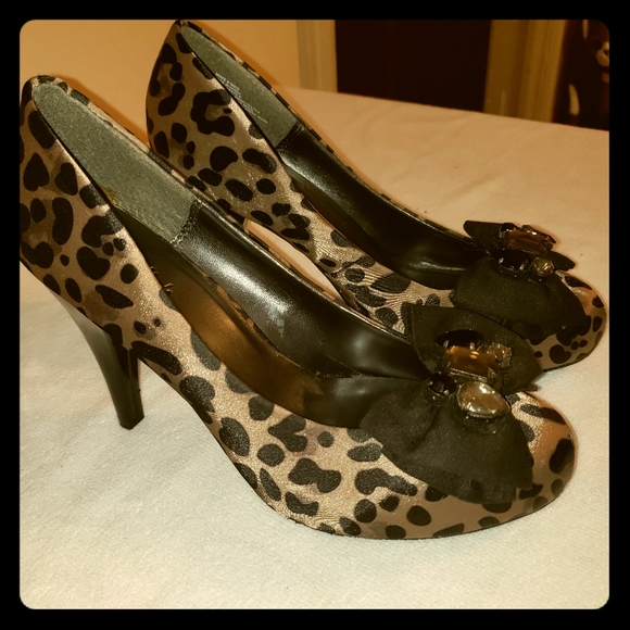 Candies 4 in heels - Picture 1 of 5